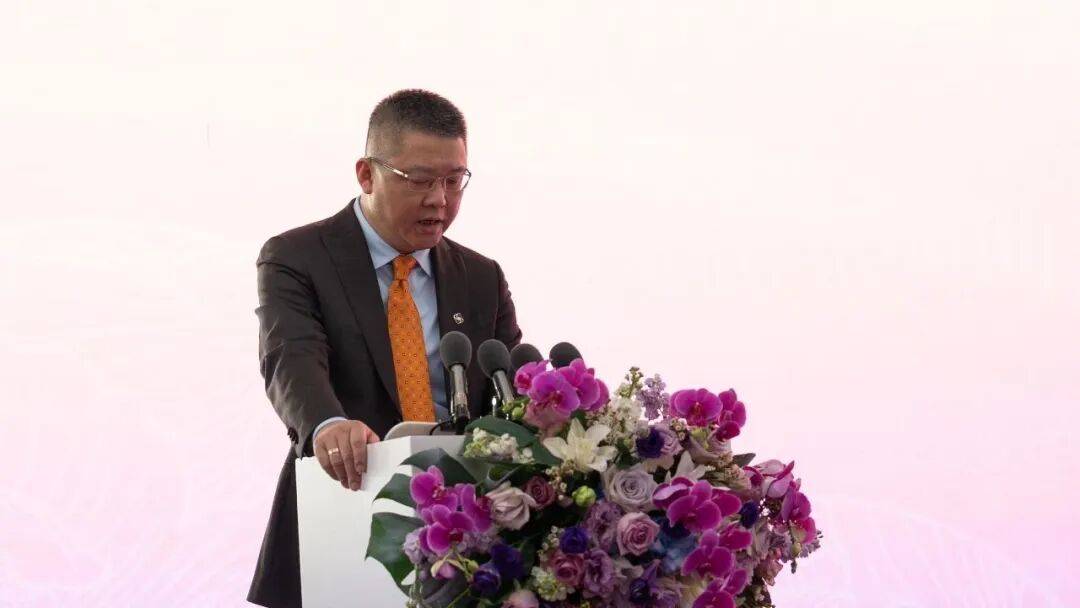 上海機場48歲總經理突然辭職！上任僅9個月<strong></p>
<p>中航光電科技股份有限公司
</strong>，電話關機，多日未公開露面，年薪上百萬元:中航光電科技股份有限公司
