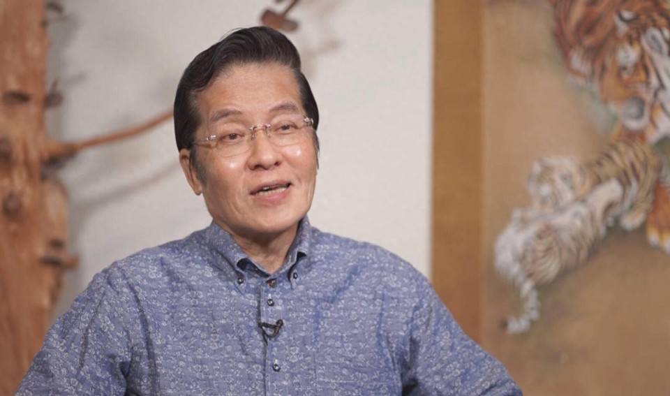 鄭麗文重用連戰馬英九吳敦義大將<strong></p>
<p>中航光電科技股份有限公司
</strong>，陳學圣：采取集體領導模式:中航光電科技股份有限公司
