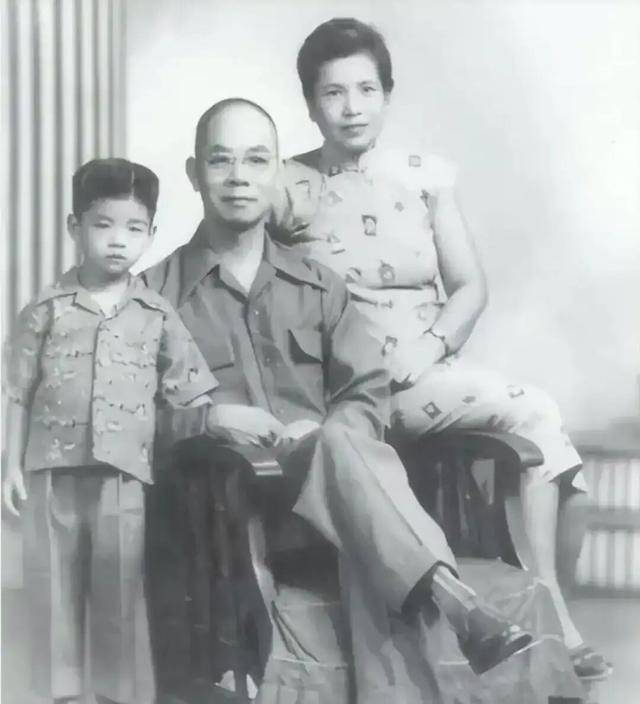 國家安全部披露：吳石將軍在臺灣就義后<strong></p>
<p>中航光電科技股份有限公司
</strong>，周恩來總理作出指示:中航光電科技股份有限公司
