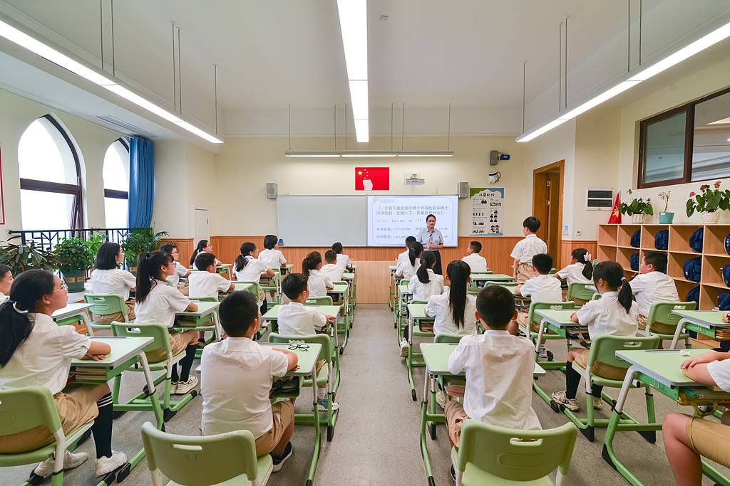 教育部嚴禁頻繁考試<strong></p>
<p>中航光電科技股份有限公司
</strong>，小學生快被“考考考”搞瘋了:中航光電科技股份有限公司
