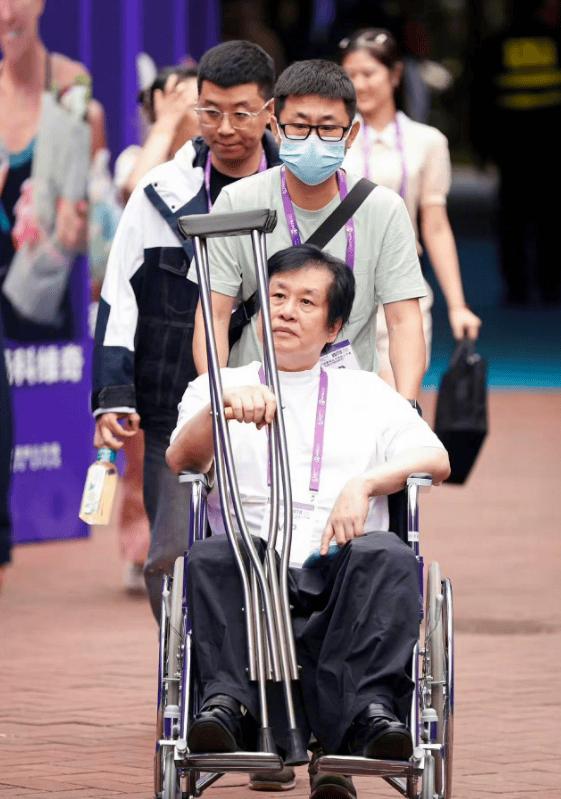 歌手鄭智化吐槽“連滾帶爬進飛機”<strong></p>
<p>中航光電科技股份有限公司
</strong>，深圳機場致歉：正和航企全面復盤:中航光電科技股份有限公司
