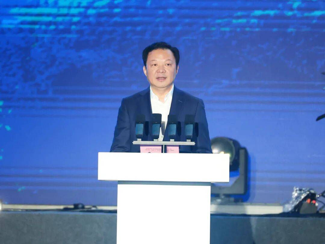 重慶市第十屆文化旅游惠民消費季(長壽專場)開幕式暨“常來長壽·長壽常來”明星演唱會舉行:中航光電科技股份有限公司