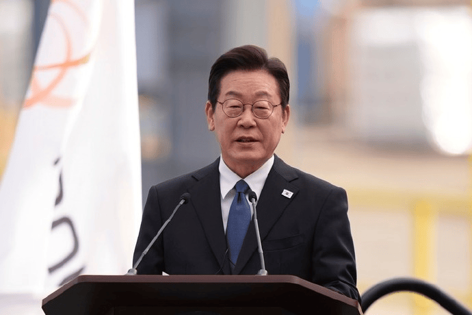 李在明警告東南亞詐騙集團：若膽敢碰韓國人或將其卷入犯罪，我要讓他們知道結局只有家破人亡；此前有韓國大學生被犯罪團伙折磨致死:中航光電科技股份有限公司
