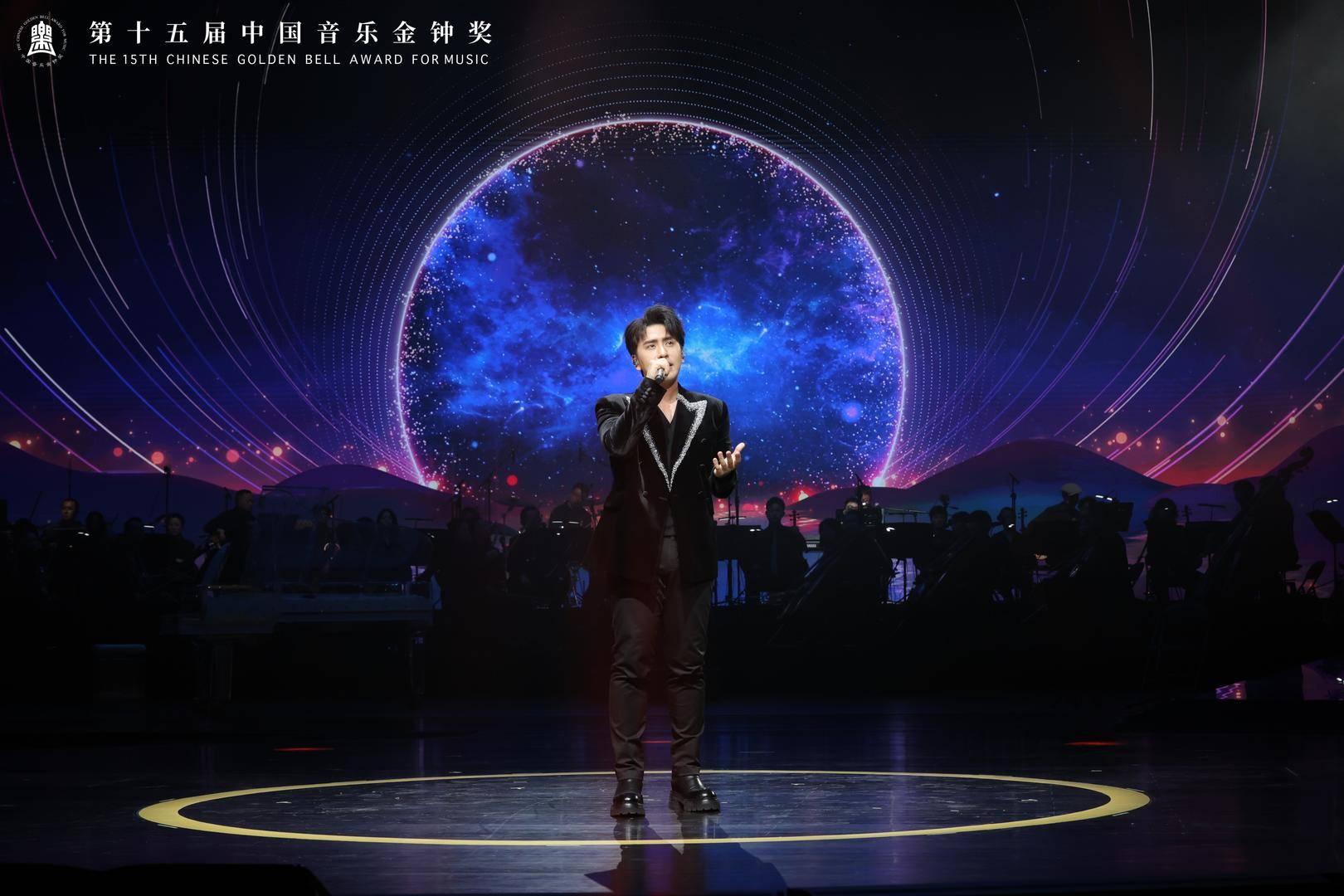 金鐘之星音樂會上演多元盛宴<strong></p>
<p>中航光電科技股份有限公司
</strong>，音樂家點贊成都是“文藝大碼頭”:中航光電科技股份有限公司
