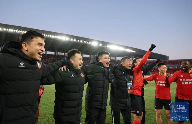 中甲:遼寧鐵人隊沖超成功:中航光電科技股份有限公司