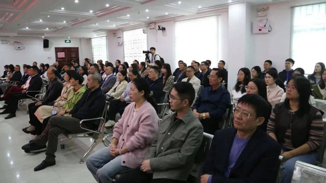 湖南一區政協原黨組副書記、副主席受審:中航光電科技股份有限公司
