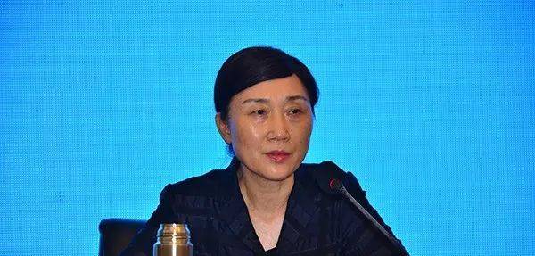 中央批準<strong></p>
<p>中航光電科技股份有限公司
</strong>，開除蔣超良、陸文俊、張建華黨籍:中航光電科技股份有限公司
