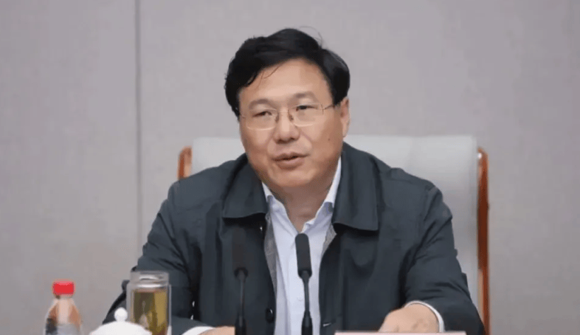 中央批準<strong></p>
<p>中航光電科技股份有限公司
</strong>，開除蔣超良、陸文俊、張建華黨籍:中航光電科技股份有限公司
